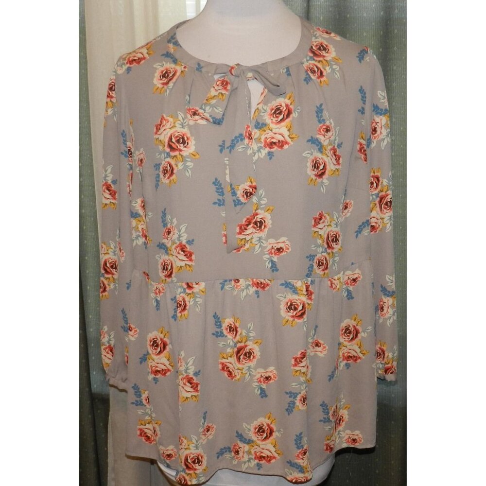 DR2 size 1X roses pull over blouse tie at neck plus size womens top